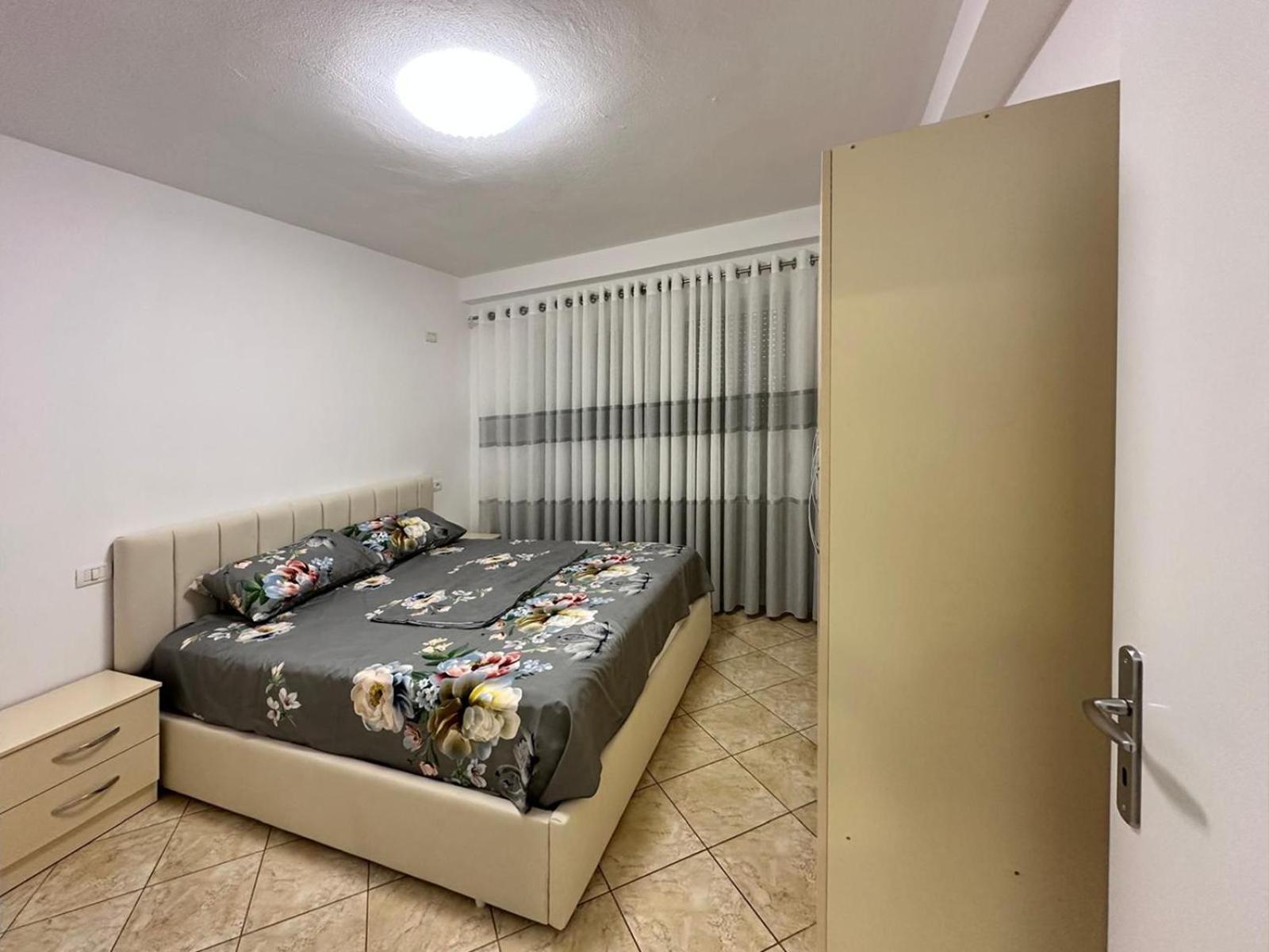 Apartament Sun And Durazzo Durrës